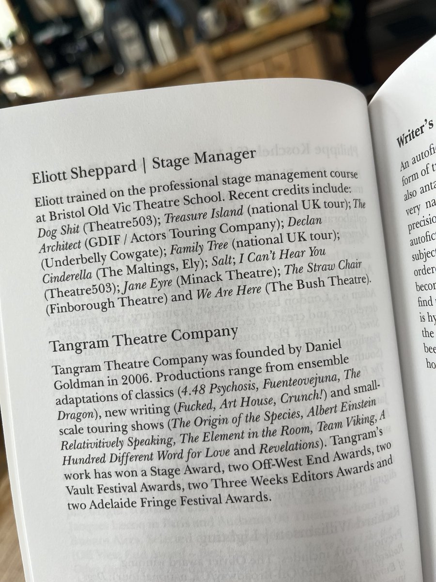 They look STUNNING in person folks - don’t miss out in person if you’re coming to see the show! 📕