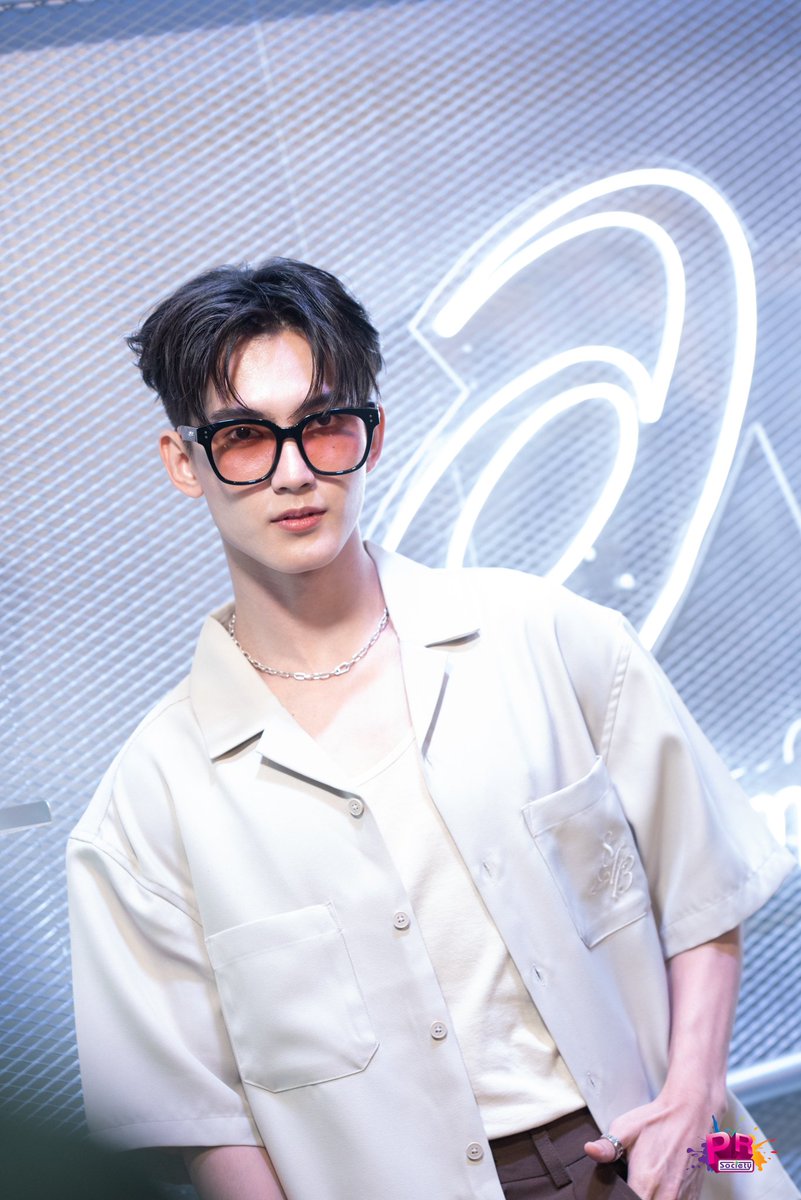 frstpics's tweet image. FIRST CHALONGRAT

#ASICSxFirst
#First_Chalongrat #รักแรกของเฟริสท์