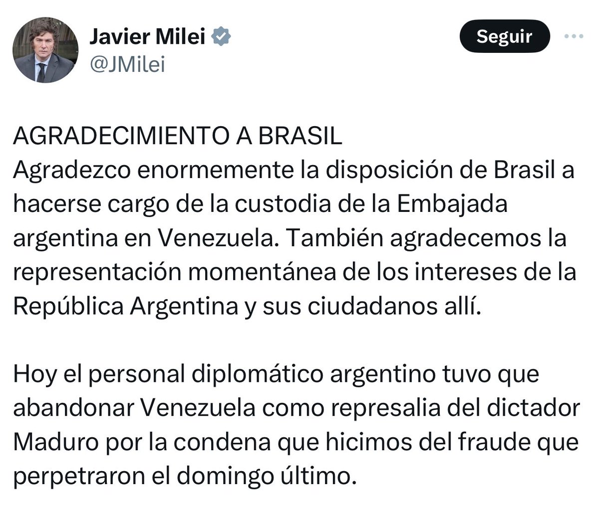 tiagobarbosa_'s tweet photo. A história separa os estadistas dos minúsculos, os líderes dos fanfarrões. A genuflexão do medíocre presidente argentino a Lula é uma bofetada da realidade no discurso acanalhado de ódio e inconsequências da extrema-direita.

A empáfia fascista desmorona nos fatos. https://t.co/YYZp0izcWo