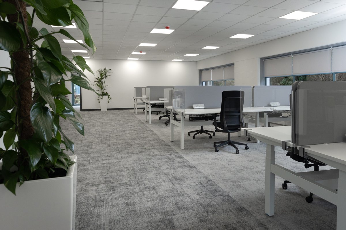 Huntoffice Interiors tweet media