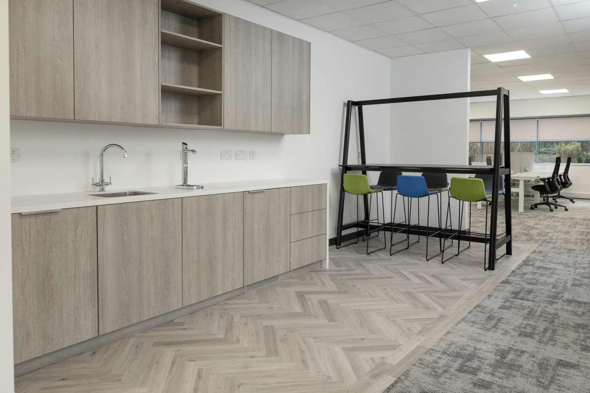 Huntoffice Interiors tweet media