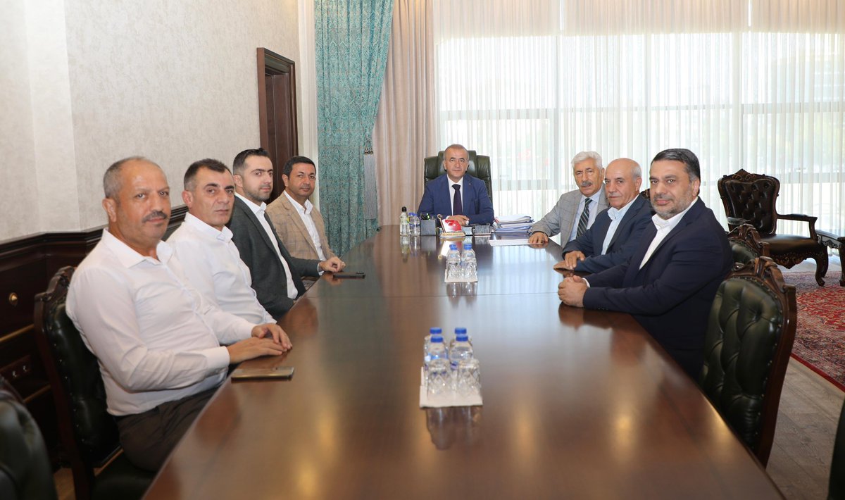 Palu Kültür ve Dayanışma Derneği Başkanı Fadıl ÜLGEN ve Yönetim Kurulu Üyeleri Valimiz Numan HATİPOĞLU’nu ziyaret etti.

<a href="/numanhatipoglu/">Numan Hatipoğlu</a>