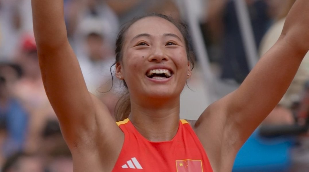 AliArmian's tweet photo. 🎾 She Serves! She SCORES! 

Qinwen Zheng WINS the Semi's at #Paris2024 #OlympicGames https://t.co/wSubn4eJSP
