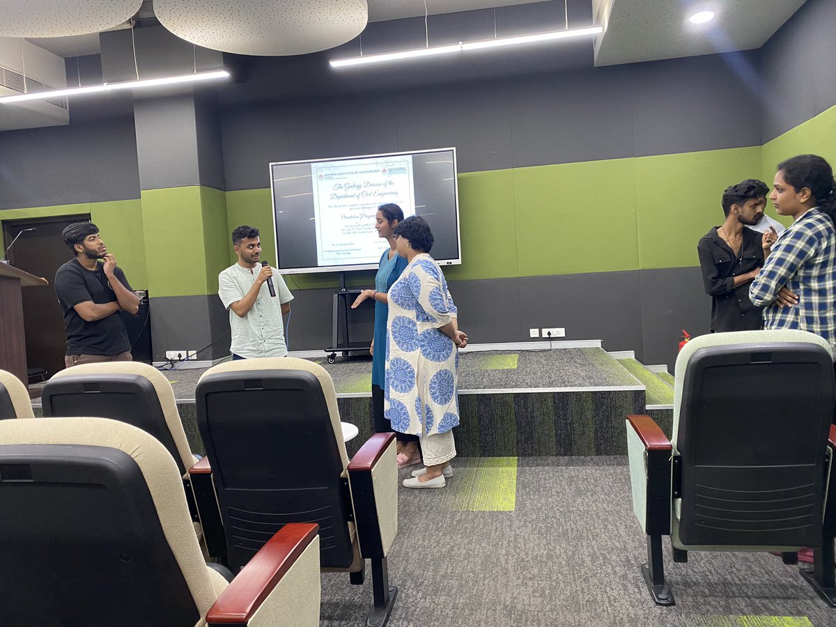 MITMScGeology's tweet photo. The orientation program was held yesterday which was well-organised by the 2nd year students. Some of our alumni also shared their experiences of Manipal in the form of recorded videos. There were games for the 1st year students which went pretty well… 😊😊 https://t.co/NOOefTQKIg