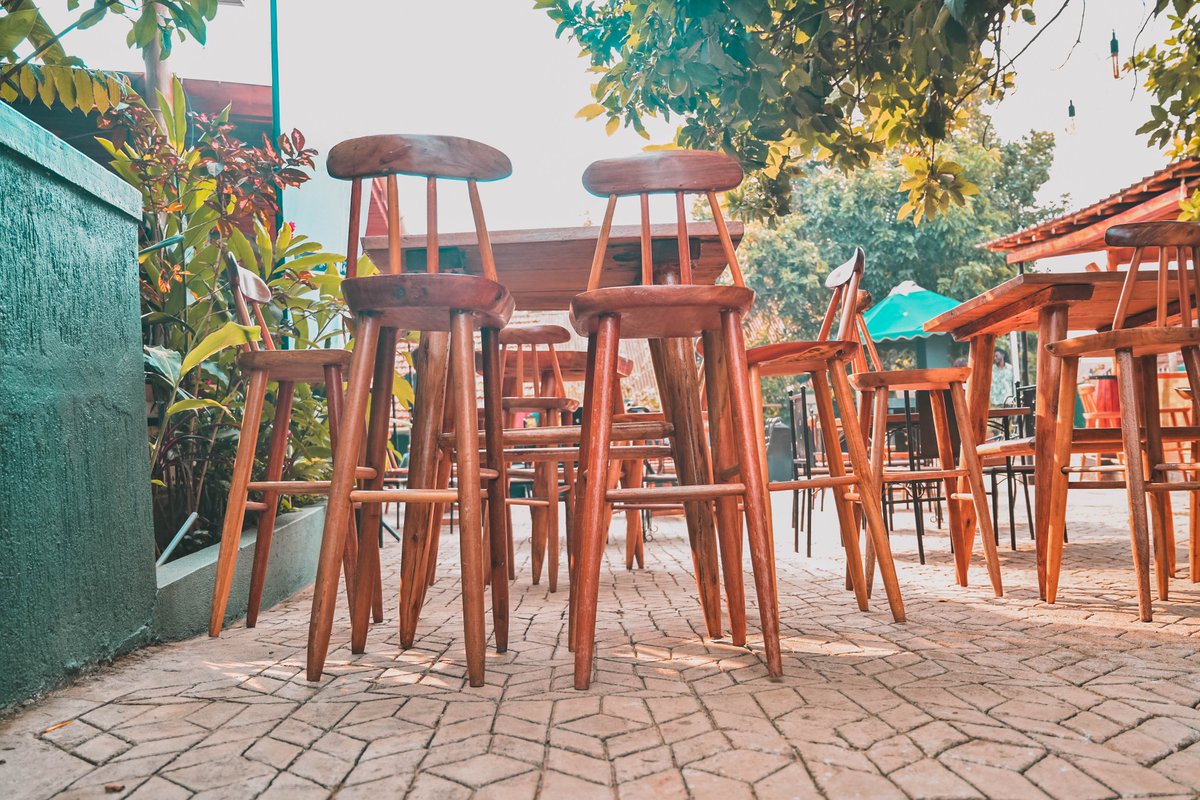 Parachichi_Kla's tweet photo. The beautiful things you will see when you come for the #MidweekRave featuring @RealDjLennon1 & @BonqieDj
Hosted by @Acholigodess
Look out for Special flash offers all evening. ๐๐ฎ๐ป๐ธ
The perfect way to usher in the weekend. ๐ Plot 87, Bukoto Street next to Tight Security https://t.co/U0fcHHsTa3