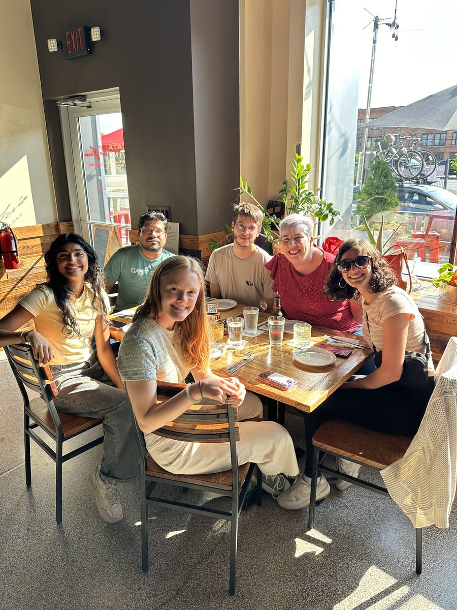 Dr. Cristina Espinosa-Diez 👩🏼‍🔬🧬☕️🐈‍⬛🐈 tweet media