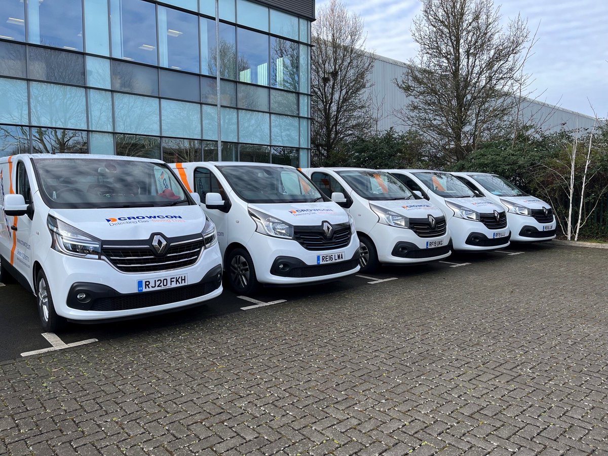 Crowcon's tweet image. &quot;Lifesaving equipment must be serviced by Crowcon approved #engineers to ensure it continues to function properly.&quot; Our #FieldServiceEngineers provide seamless support, from installations to troubleshooting.

🔗 Request a quote: eu1.hubs.ly/H0bmJNW0