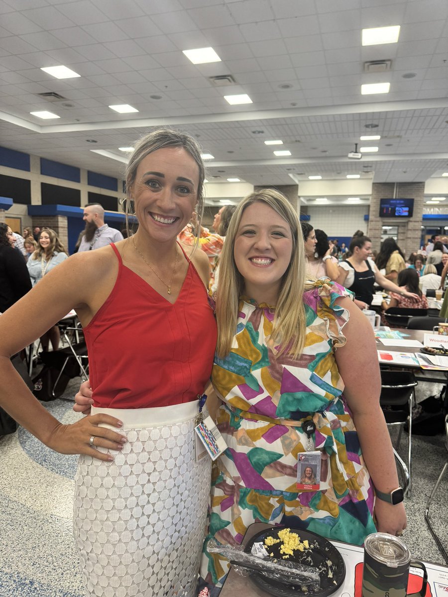 Tomahawk is so excited to welcome our New Educator, Kindergarten teacher Chelsea Williams 🍎 <a href="/olathenewed/">Olathe New Educators</a> #OPSMakeTodayCount