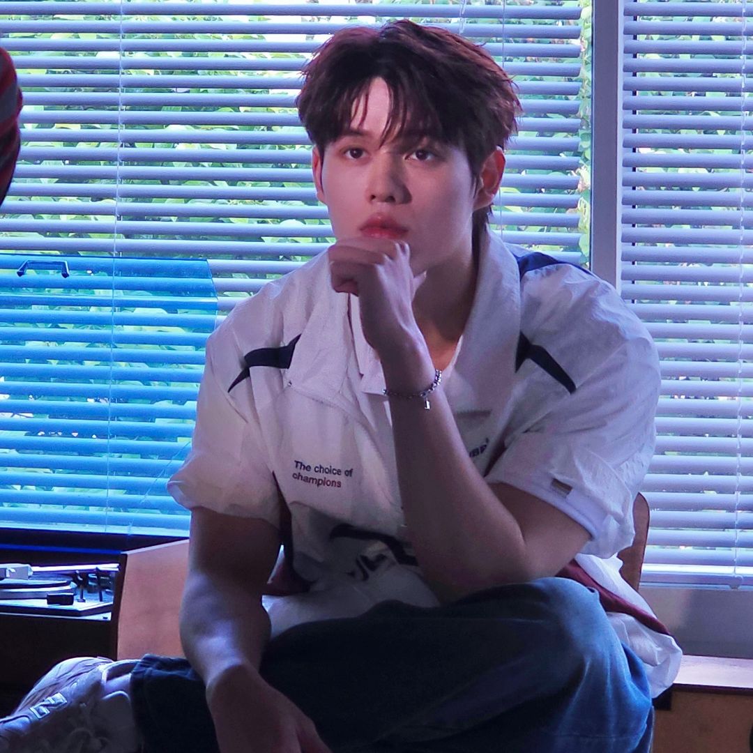 icezypamika1999's tweet image. IG @prince.vatani
💙🌃🌆📻 *หล่อ🤭❤️
🔗instagram.com/p/C-IJ8NQSPCu/…

#GHOST9​ #고스트나인​
#PRINCE​ #프린스​ #ปริ๊นซ์