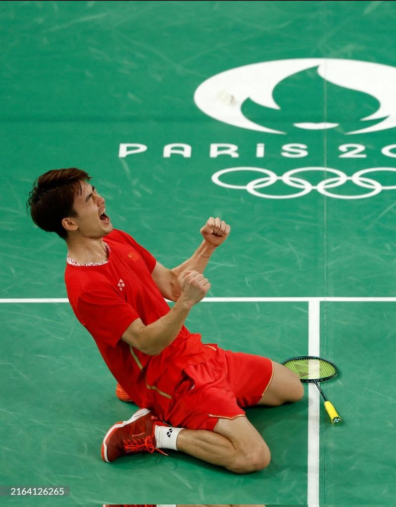 wthtday's tweet image. Hmm