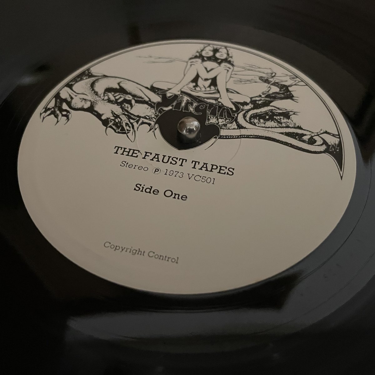 JBL4429's tweet photo. Faust / The Faust tapes
#nowplaying
ラフな編集が吉と出た？🧐 https://t.co/mzlurixHhi