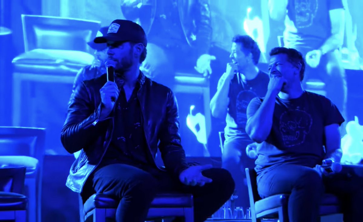 niamh👽 tweet media