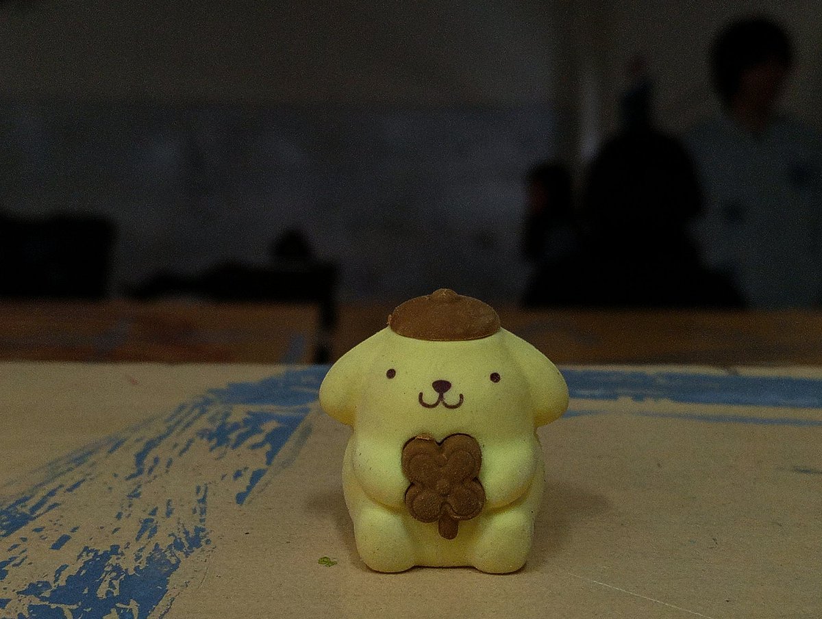 GeishaWinston's tweet image. Pompompurin is watching at your soul right now 😁