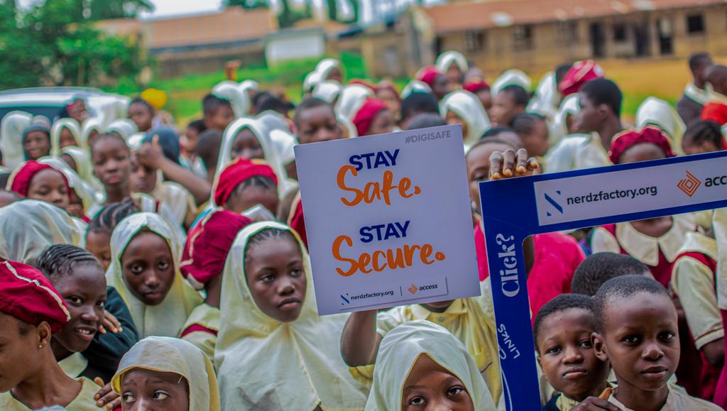 AdetolaAriyikeS's tweet photo. π€ Join us in making significant strides in advancing education in Kwara State!
ππ
The Kwara State Ministry of Education is dedicated to improving education through valuable collaborations.
We recently partnered with @nerdzfactoryorg Foundation for the #DigiSafe initiative https://t.co/AbxndV8jKL