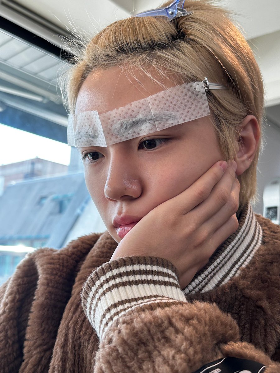CRAVITY_twt's tweet photo. 기분이다! 러비티 사진도 가져라!!
#원진 #HAPPYSEONGMINDAY
#푸릇덩탄신일축하해 https://t.co/KCygBY3068