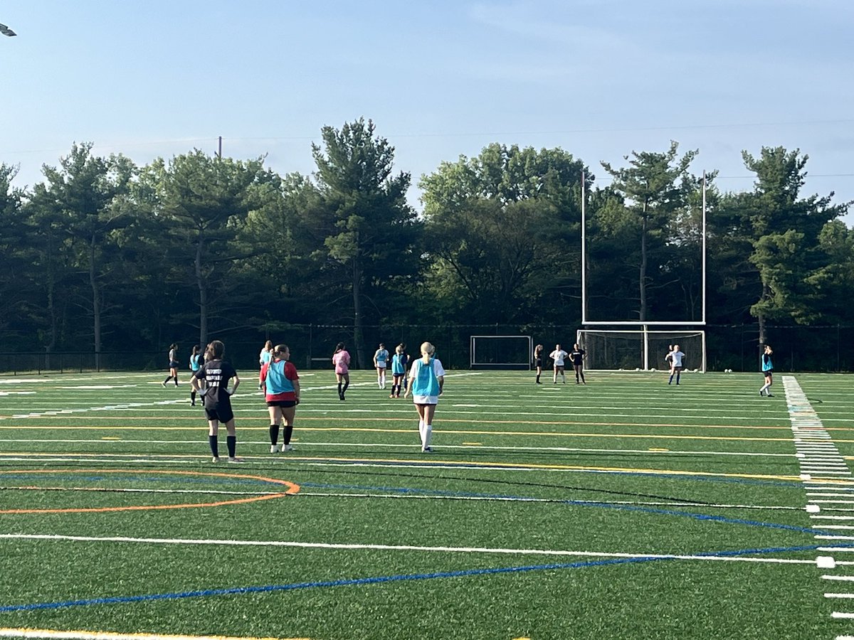 WKHSWolves's tweet photo. Fall sports are officially under way.  #itsworthit. https://t.co/IRtL6Wo79I