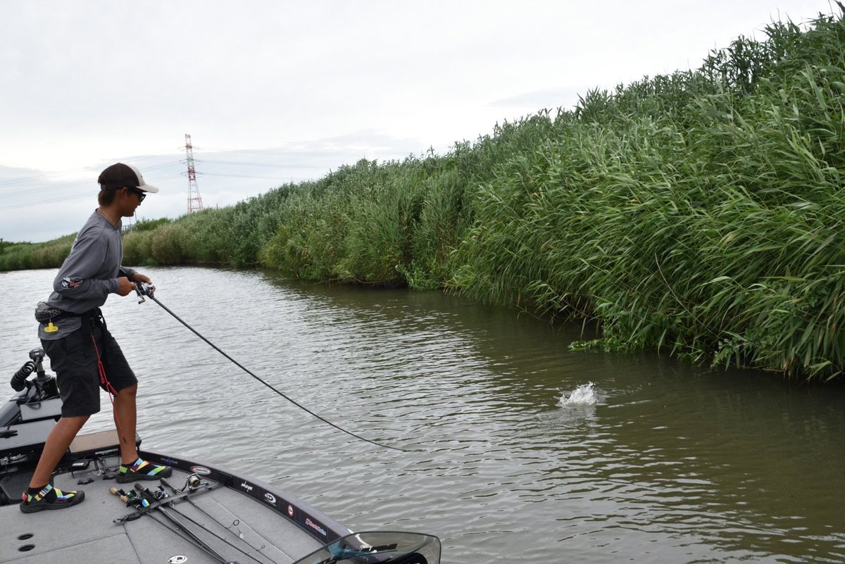 XxeijuxX's tweet image. Basser9月号はBasserの文字が虹色🌈

僕の取材内容も記事にして頂いてます！
ぜひチェックお願いします☺️
#Basser 
#霞ヶ浦