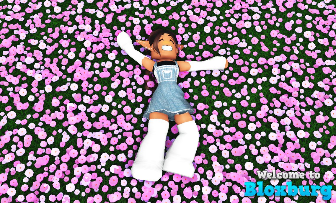 Have you explored the magic of our dreamy flower field, included in the latest update? 🌸