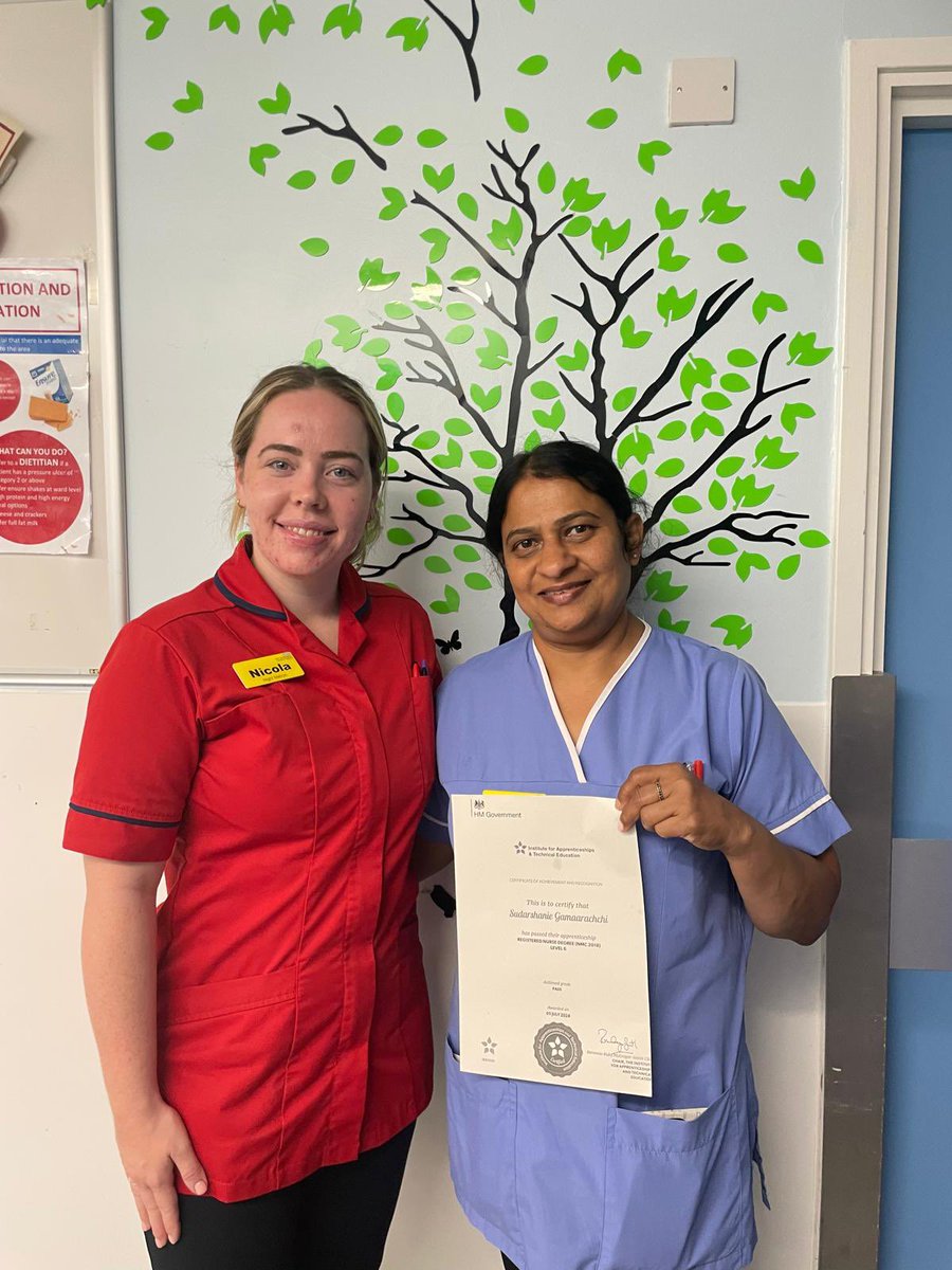 WhhtN68592's tweet photo. Congratulations to Shani,on her graduation. She was an Assistant Practitioner &amp; enrolled in a Nursing Degree Apprenticeship. She is now qualified Registered Nurse. All the best.👏👏 Proud moment. @kellyMcgovern21 @WestHertsNHS @Pope2Emma @JoPrytherch @5tef_PEF @Mel_Chambers76 https://t.co/IPkKbrBHdy