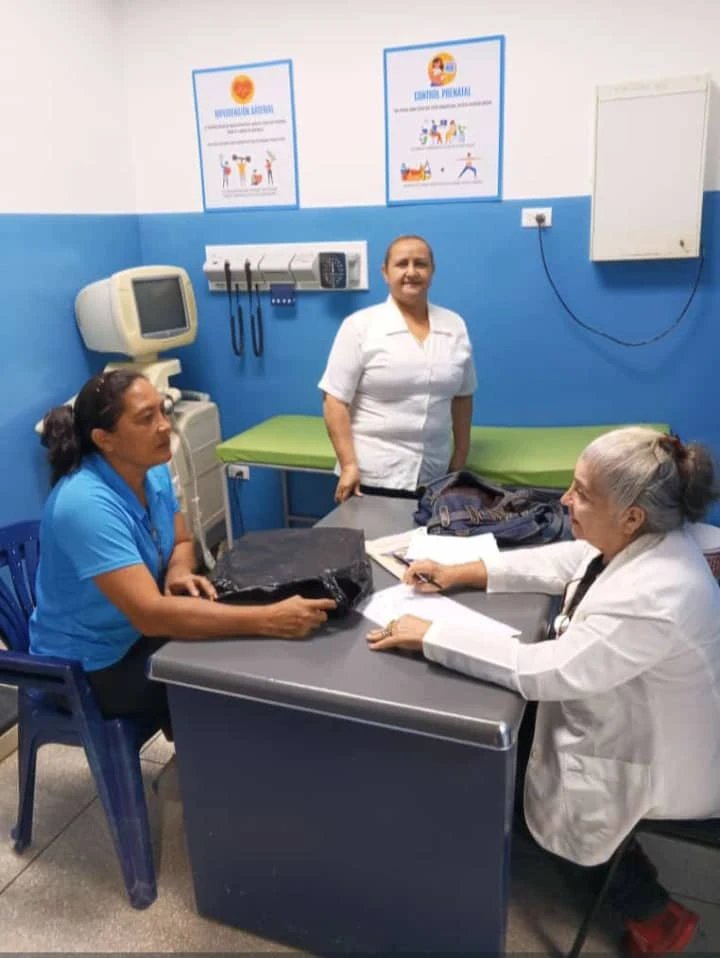 #NotiSalud🩺 | Centros de Salud de Apure funcionan en total normalidad

Leer + aquí 👉 lc.cx/spm7SZ

#JuntosPorCadaLatido
#PuebloDeJusticia
<a href="/NicolasMaduro/">Nicolás Maduro</a>
<a href="/MagaGutierrezV/">Magaly Gutiérrez Viña</a>