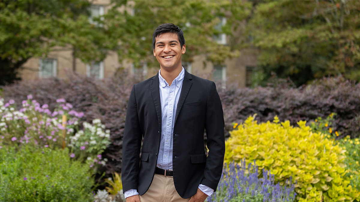 UNC College of Arts and Sciences (@unccollege) on Twitter photo Gustavo Gonzalez ’24 "got to be a part of so many communities" at Carolina, he said. <a href="/HonorsCarolina/">Honors Carolina</a>, the exercise and sport science department and and the Carolina Latinx Center were just a few of the groups that made UNC home.
unc.edu/posts/2024/05/… <a href="/UNC_CLC/">llama de orgullo: embracing the fire within ❤️🔥</a> <a href="/UNCEXSS/">UNC EXSS</a> Gustavo Gonzalez ’24 "got to be a part of so many communities" at Carolina, he said. <a href="/HonorsCarolina/">Honors Carolina</a>, the exercise and sport science department and and the Carolina Latinx Center were just a few of the groups that made UNC home.
unc.edu/posts/2024/05/… <a href="/UNC_CLC/">llama de orgullo: embracing the fire within ❤️🔥</a> <a href="/UNCEXSS/">UNC EXSS</a>