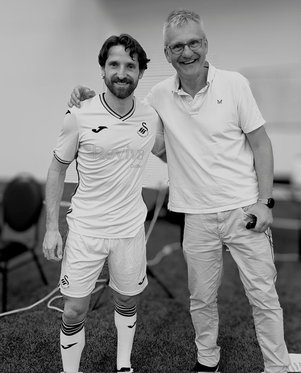 Some days you work with legends. 

<a href="/SwansOfficial/">Swansea City AFC</a> #joeallen <a href="/FAWales/">FA WALES</a> #videoproduction