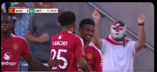 My worlds collide 😂 #MUTOUR24 #Luchador