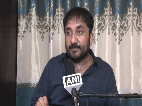 ani_digital's tweet image. "Students have become clients for coaching centres": Super 30 founder Anand Kumar on death of 3 UPSC aspirants

Read @ANI Story | aninews.in/news/national/…
#AnandKumar #Super30 #UPSC