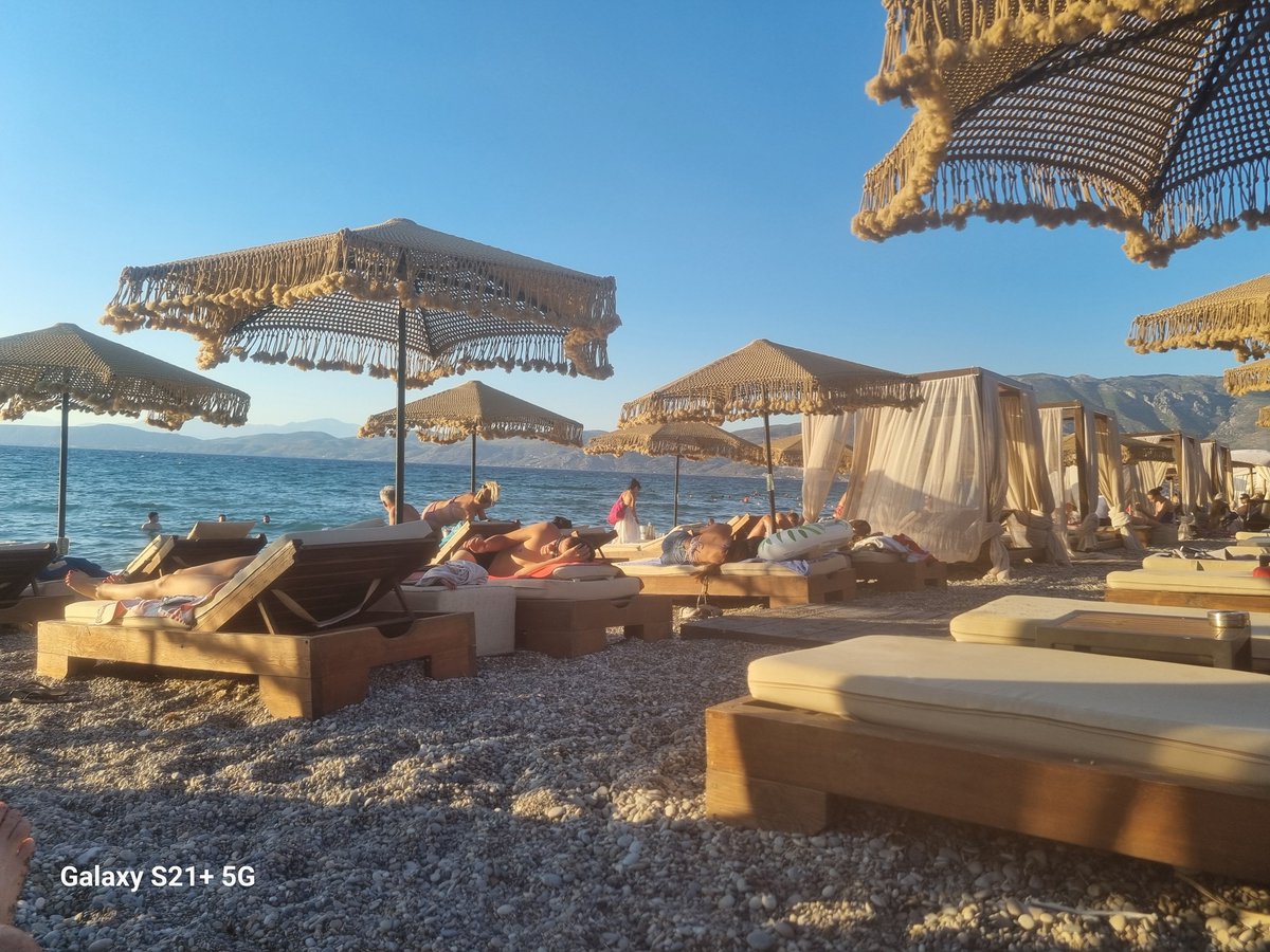 thanos🇬🇷 tweet media