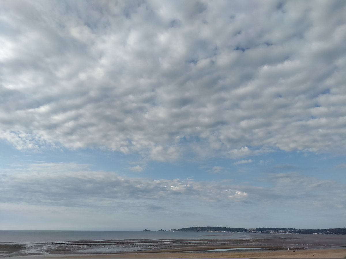 Delighted to join the OT department <a href="/SwanseaUni/">Swansea University</a> <a href="/Prif_Abertawe/">Prifysgol Abertawe</a>

Not a bad outlook for my commute to work on my first day ⛱️🐚🦀☀️🏴󠁧󠁢󠁷󠁬󠁳󠁿