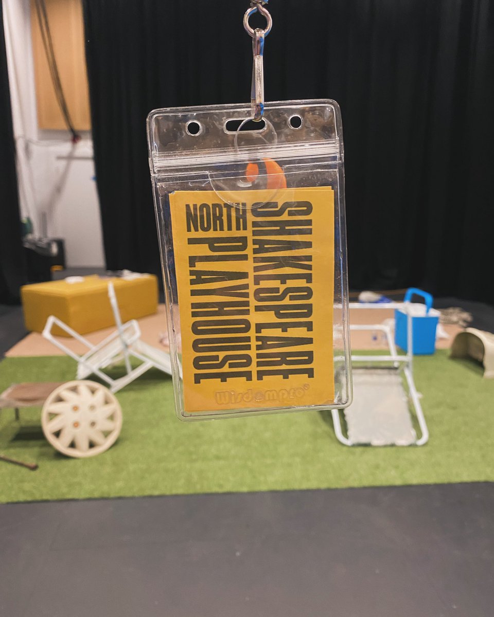 All set for our final performance of #ACaravanNamedDesire at the amazing and beautiful <a href="/ShakespeareNP/">Shakespeare North Playhouse</a> 🎭 Still time to get yourself a ticket before the curtains go up once more!! #theatre #performance