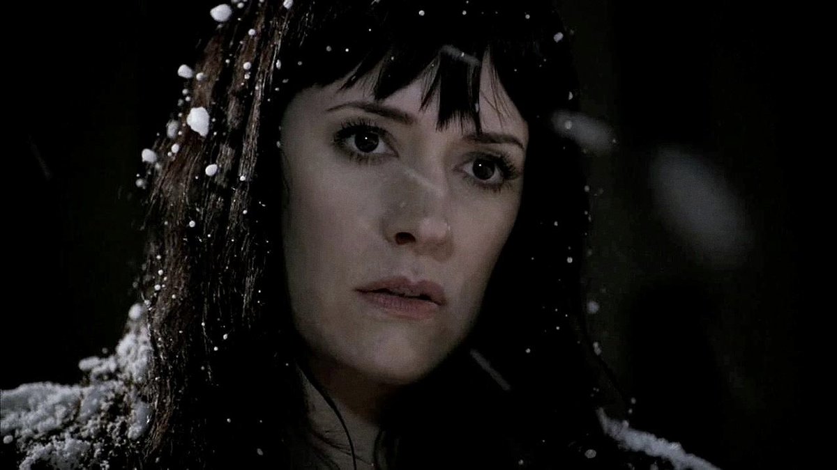 cinemetary's tweet photo. emily prentiss, my all time favorite final girl https://t.co/bP696jIHSO