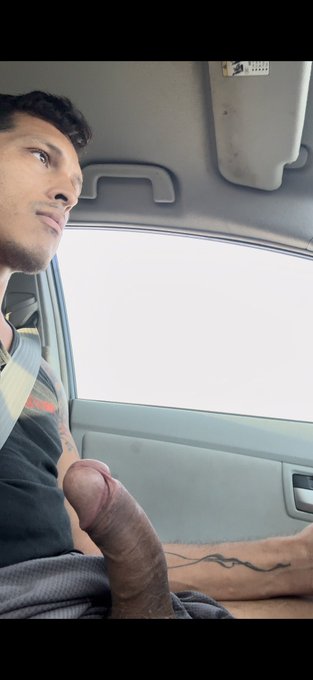 Uncutmex’s pics and videos