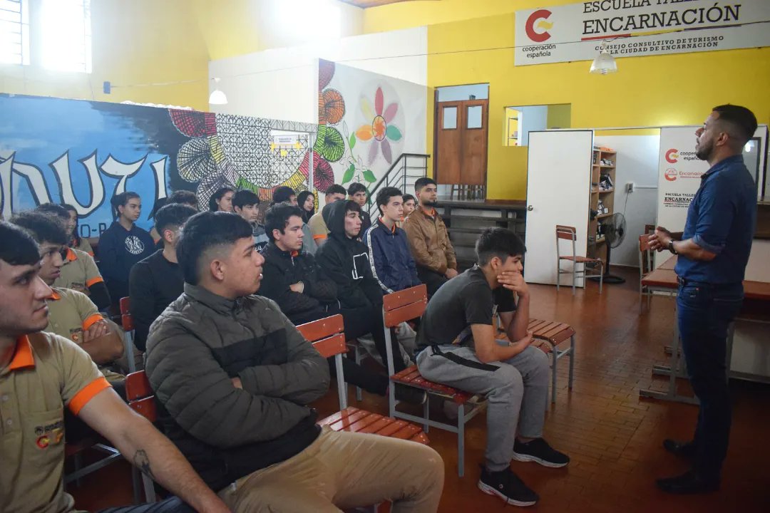 Escuela Taller Encarnación tweet media
