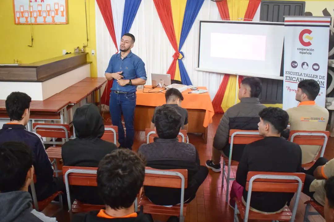 Escuela Taller Encarnación tweet media