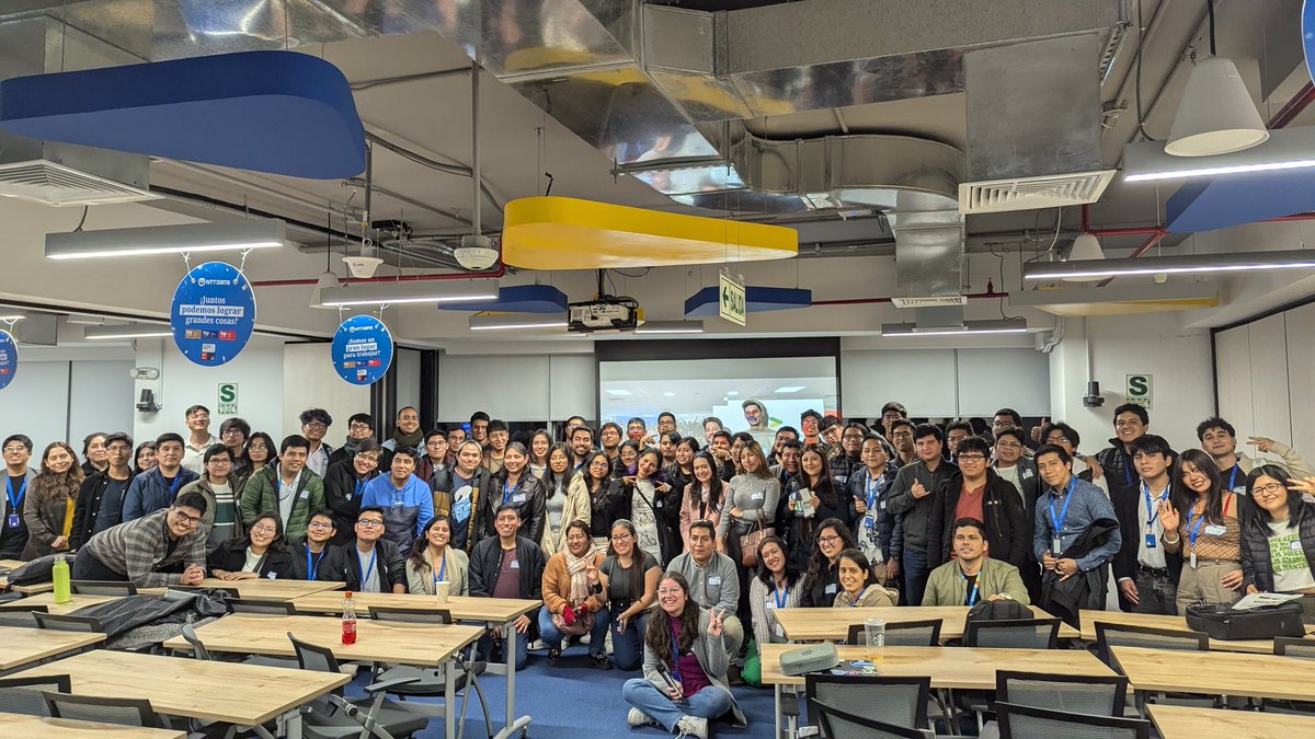 gdgcloudlima's tweet image. El martes tuvimos un gran #IOExtended🫂🎉🥹
Agradecemos enormemente a @nttdatalatam por todo el apoyo brindado
También a nuestros speakers @julissarparco, @KateChauca, #VictoriaUbaldo, @tohure_ y a toda la #comunidad que estuvo presente haciendo posible el evento
@GoogleDevsLATAM