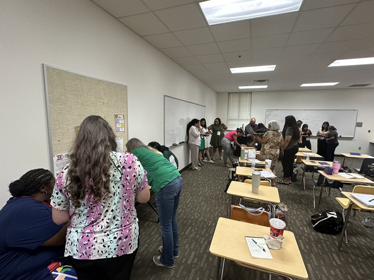 Alaina_Boaz's tweet image. Thank you Long teachers, Mrs. Terry &amp;amp; Ms. Bowden, for presenting at @Midland_ISD Elevate! We had fun learning how to play Quizlet to reinforce math vocabulary! 

#FunandEngaging 
#MidlandISDMath 
@andrea_messick 
@AcademicsMISD