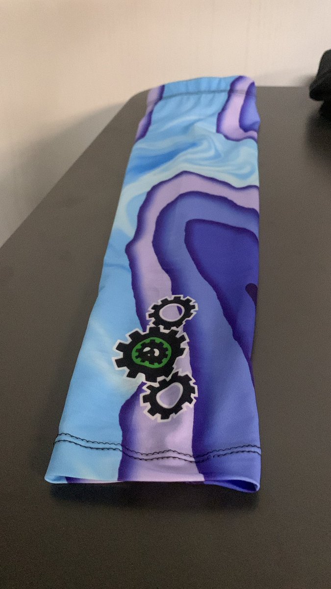 Danke nochmal für den armsleeve <a href="/_Team_BS/">Team Blindspot</a>  <a href="/TTVBliindspot/">TTVBliindspot🦁</a> 🙏🤙🏽