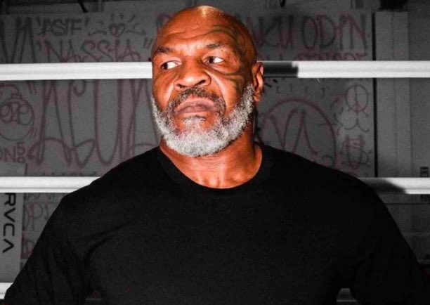 Trump_Fact_News's tweet image. 🚨Dernières heures : L&apos;ancien champion du monde poids lourd Mike Tyson se dit prêt à boxer contre le boxeur olympique qui a détruit la boxeuse italienne et à reverser tous les bénéfices à une association caritative pour les femmes battues...

Soutenez-vous cette initiative ?