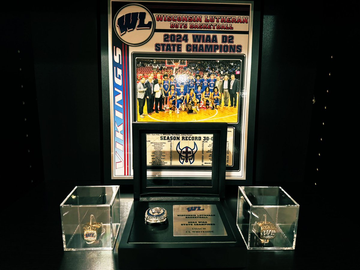 ChampionLife23's tweet image. The light hit the ice different… #ChampTalk #Prevail