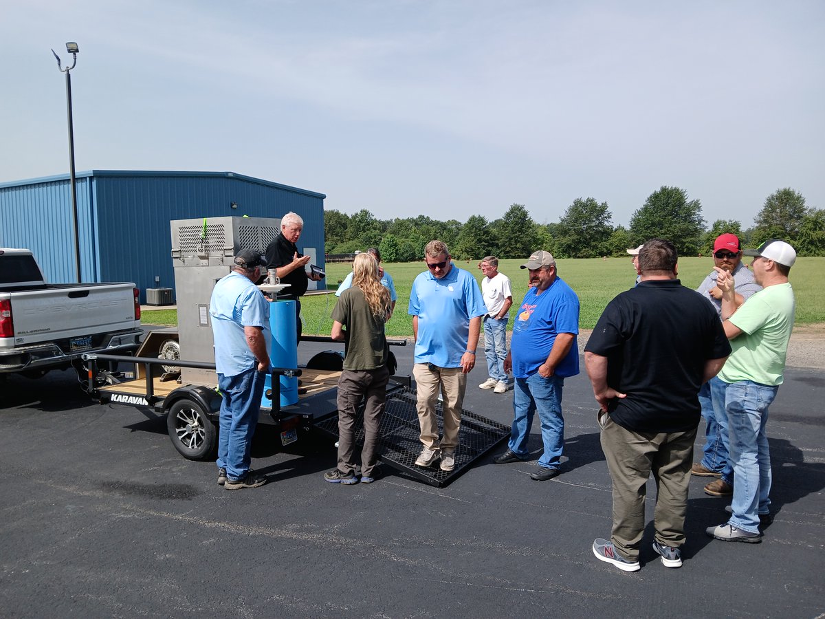ArkansasRural's tweet photo. Wastewater Specialized - Titus/Displaying lift station mixer and ozone unit.
#ruralwater
#arkansasruralwater
#arkansas https://t.co/WPrOyCcDp0