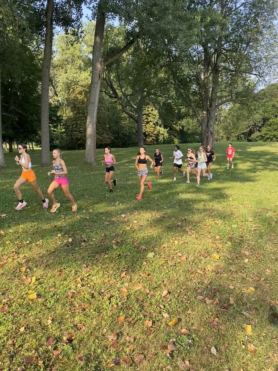 WNXCTF's tweet image. Back to our favorite summer threshold loop! Good humid workout today! Come get some preseason cross country work in or get in shape for your primary sport! We had a soccer player, a cheerleader and even a runner from another school there today. Open practice  all are welcome!