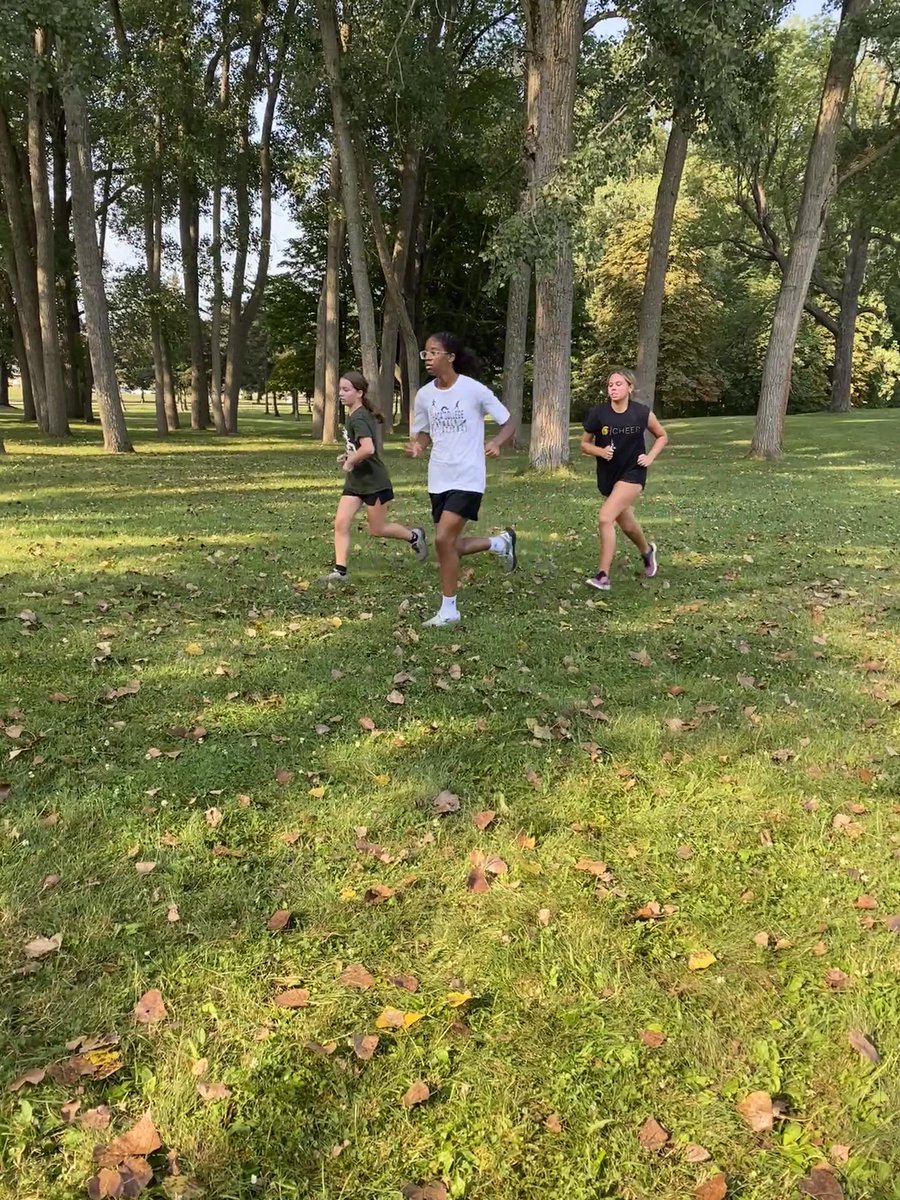WNXCTF's tweet image. Back to our favorite summer threshold loop! Good humid workout today! Come get some preseason cross country work in or get in shape for your primary sport! We had a soccer player, a cheerleader and even a runner from another school there today. Open practice  all are welcome!