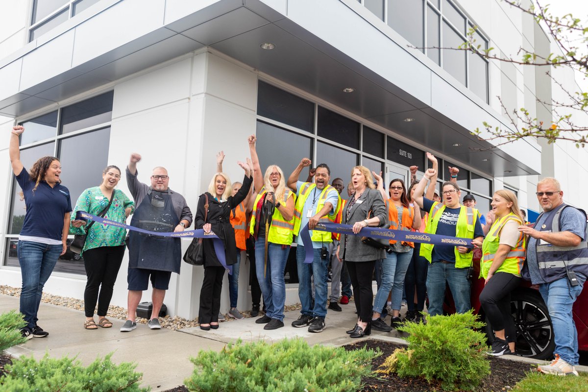 We have relocated our Indianapolis operation to Brownsburg, IN! Our new 200,000+ sq ft facility accommodates more excess inventory, enhances our customers' experience, and supports the local economy. 

Learn more hubs.ly/Q02JLP040

#CircularEconomy #Sustainability #Retail