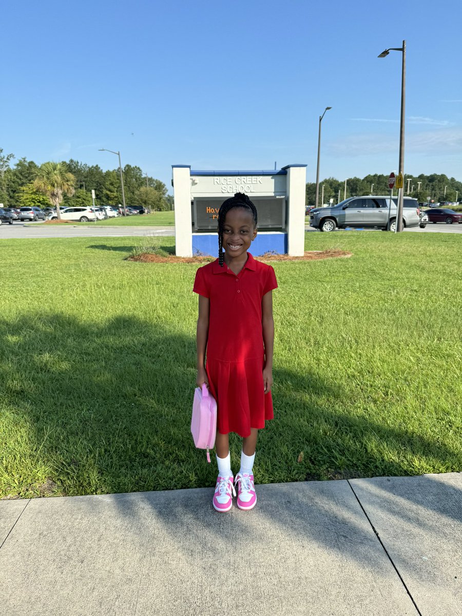 My favorite girl got off to a great start at her new school. I feel really great about the school year! Second grade has begun! Happy First Day of School!