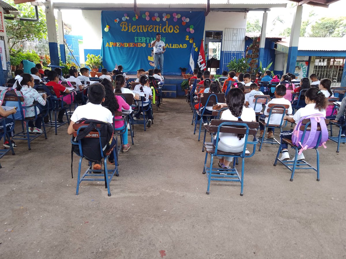 Con el objetivo  de incrementar  competencias comunicativas,lingüísticas y científicas, iniciamos el Certamen  Aprendiendo  con Calidad  con estudiantes  de 2do y 5to grado de Primaria  Regular y Multigrado. #Sandinomasalla <a href="/MendyArauzS/">Mendy Arauz Silva</a>  <a href="/salvadorVang/">Salvador Vanegas G</a>