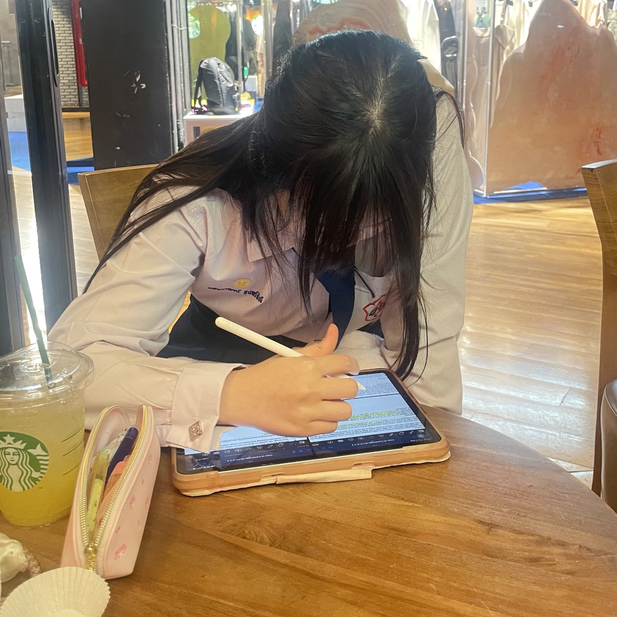 gbxtutor's tweet image. น้องหมูหวานเรียน SAT math &amp;amp; น้องอินเรียน IELTS ครั้งแรกกวันนี้ค่า✨🎀

#สอนsat #สอนsatmath #satmath #รับสอนsat #สอนielts #สอนไอเอล #รับสอนsatmath #dek67 #dek68 #bbatu #bbacu #สอนdigitalsat #สอนพิเศษ