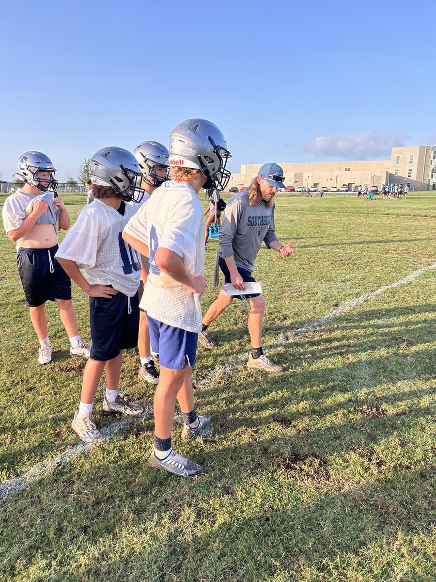coach_jcurtis's tweet photo. Fall Camp is underway and the Sharks are rolling!!!!! Welcome to Southside where Every week is Shark Week!!!! 🦈 #FearTheFin #PridePassionPhysicality👊🏻 https://t.co/1jiHtFX2J5