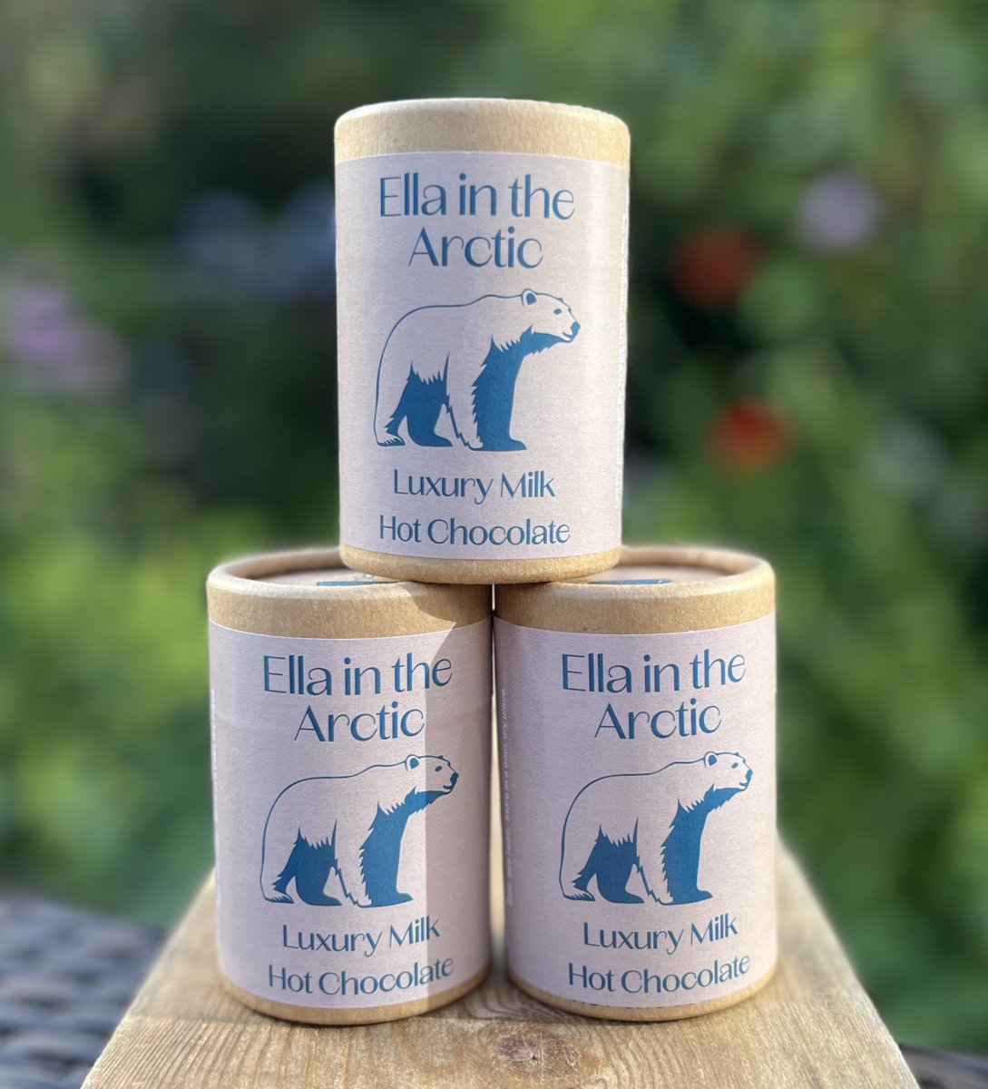 Adventurersdks's tweet photo. Looking for forward to Peterborough @P_C_R_C Summer Regatta on 10th 11th August - racing with @Tyne_Rowing and running my @Adventurersdks stall offering our Gin's and Pale Ale's and Ella in the Arctic Chocolate #rowing #peakbagging #gin #palealebeer https://t.co/NDOC6hYMUe