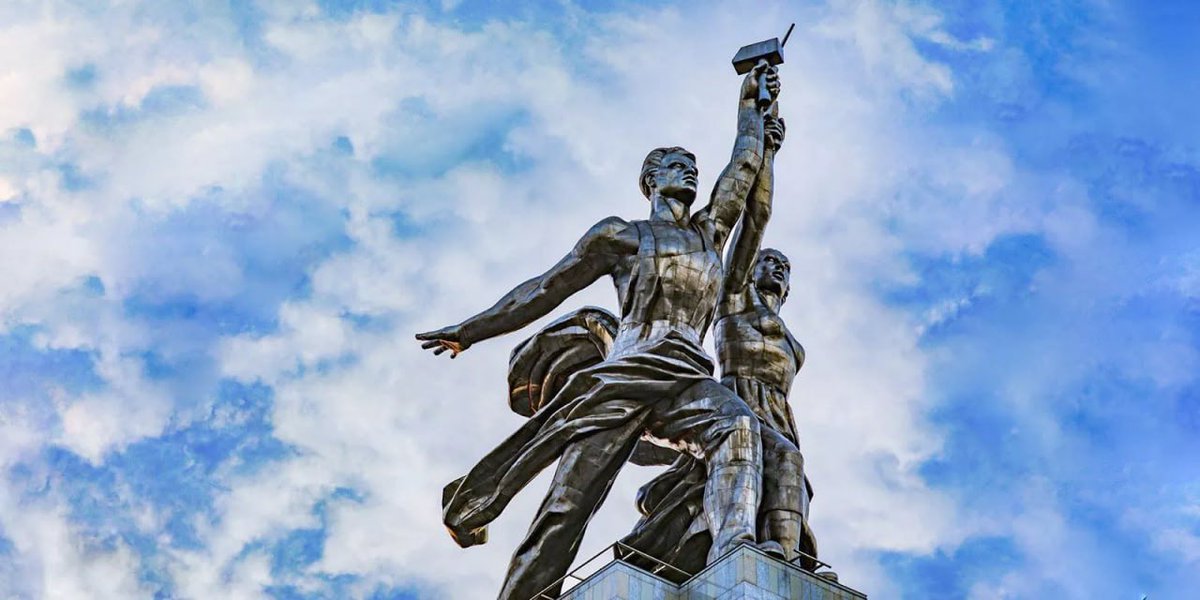 Russia's tweet photo. #OTD in 1939, the grand opening of #VDNH took place in Moscow
🏫 This iconic venue, with stunning pavilions representing different Soviet republics & industries, symbolized the unity & strength of the USSR
Spanning 300+ ha, today it's one of the largest world exhibition centers https://t.co/1r8MF68H1M